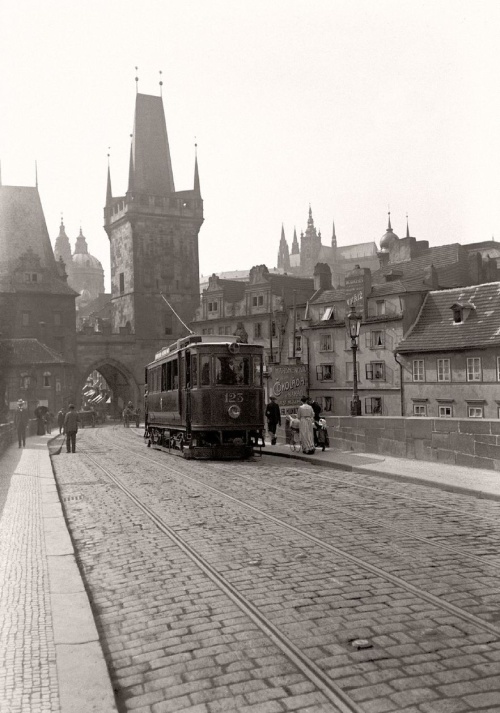 Foto: Jan Srp, sbírka Scheufler (Karlův most, 1908)