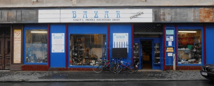 Nenechte si ujít výstavu „Bazar – příběhy věcí a lidí“, která právě probíhá na FHS UK